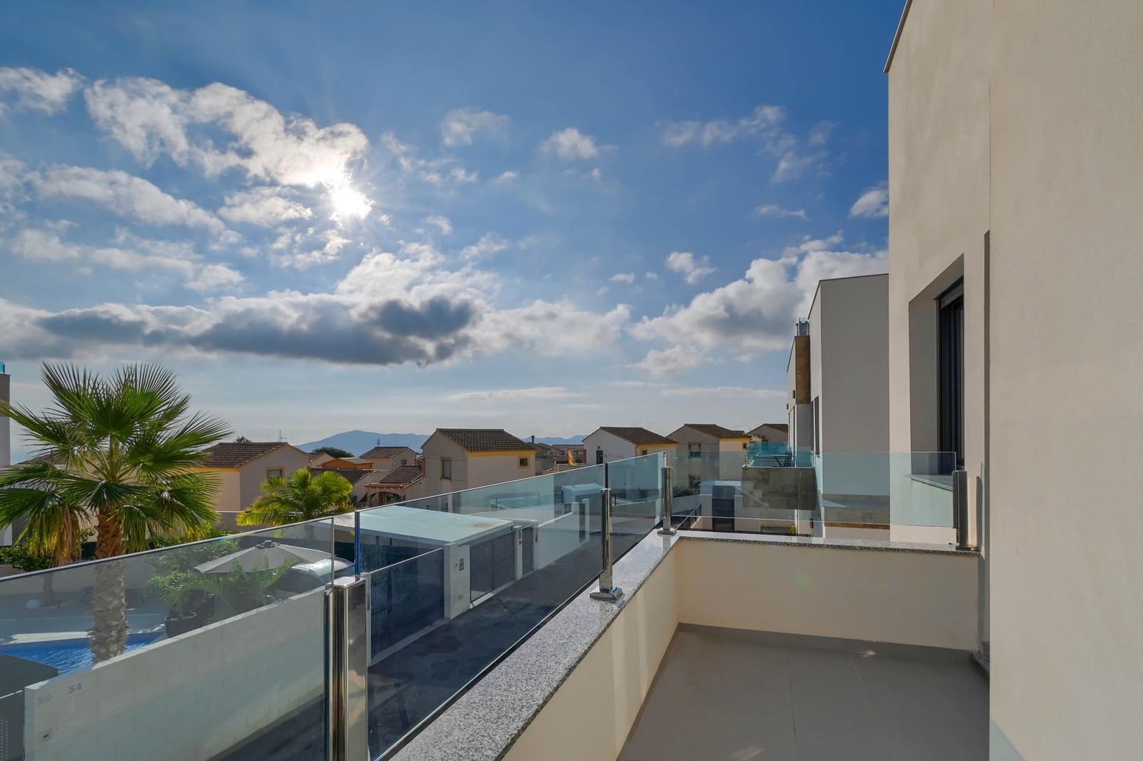 3 bedroom Villa for sale in Polop with pool garage - € 335,000 (Ref: 9524655)