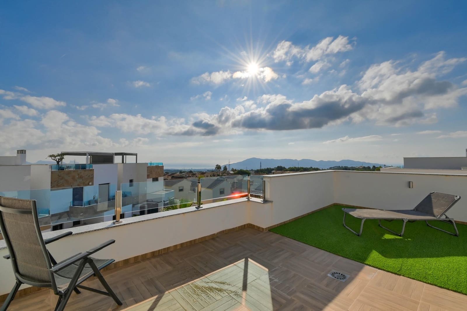 3 bedroom Villa for sale in Polop with pool garage - € 335,000 (Ref: 9524655)