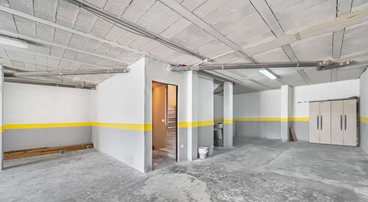 3 bedroom Villa for sale in La Nucia with pool garage - € 444,000 (Ref: 9525696)