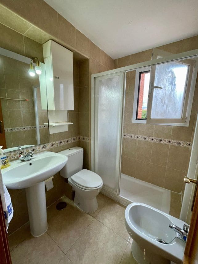 1 sovrum Lägenhet till salu i Benidorm med pool - 179 000 € (Ref: 9534463)