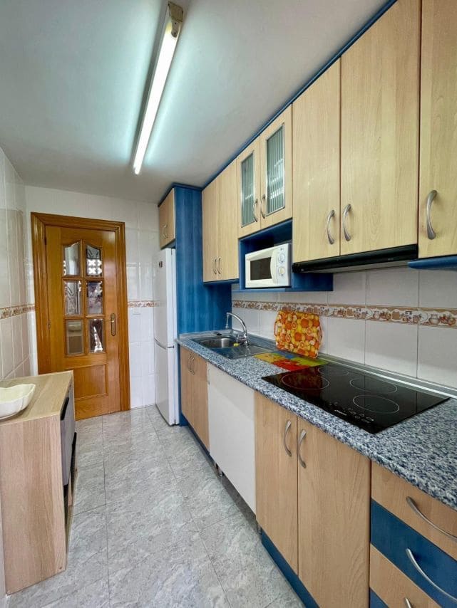 1 sovrum Lägenhet till salu i Benidorm med pool - 179 000 € (Ref: 9534463)