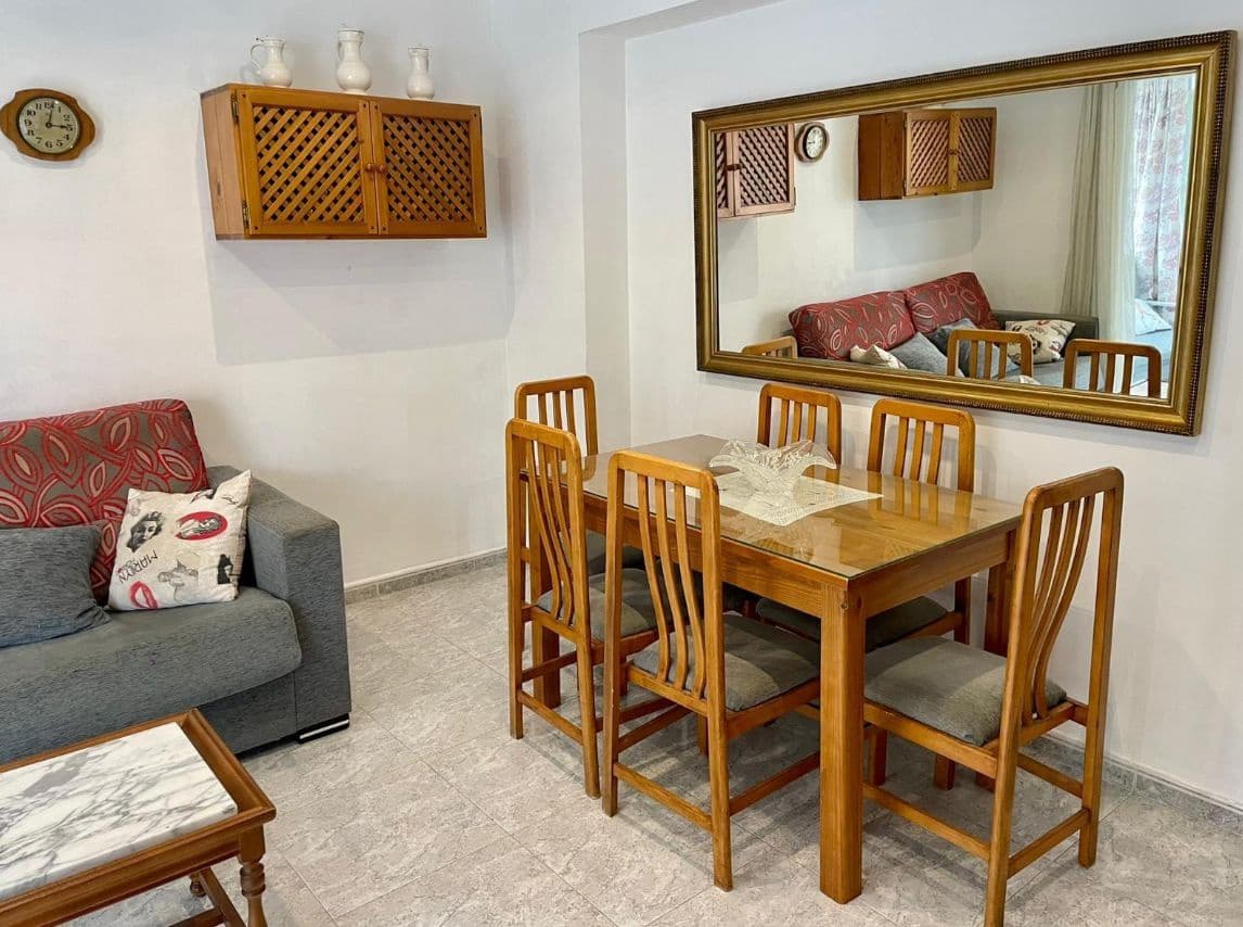 1 sovrum Lägenhet till salu i Benidorm med pool - 179 000 € (Ref: 9534463)