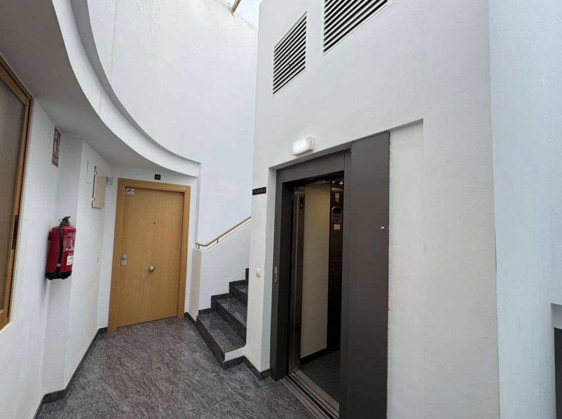 2 bedroom Apartment for sale in Finestrat with pool garage - € 250,000 (Ref: 9534464)