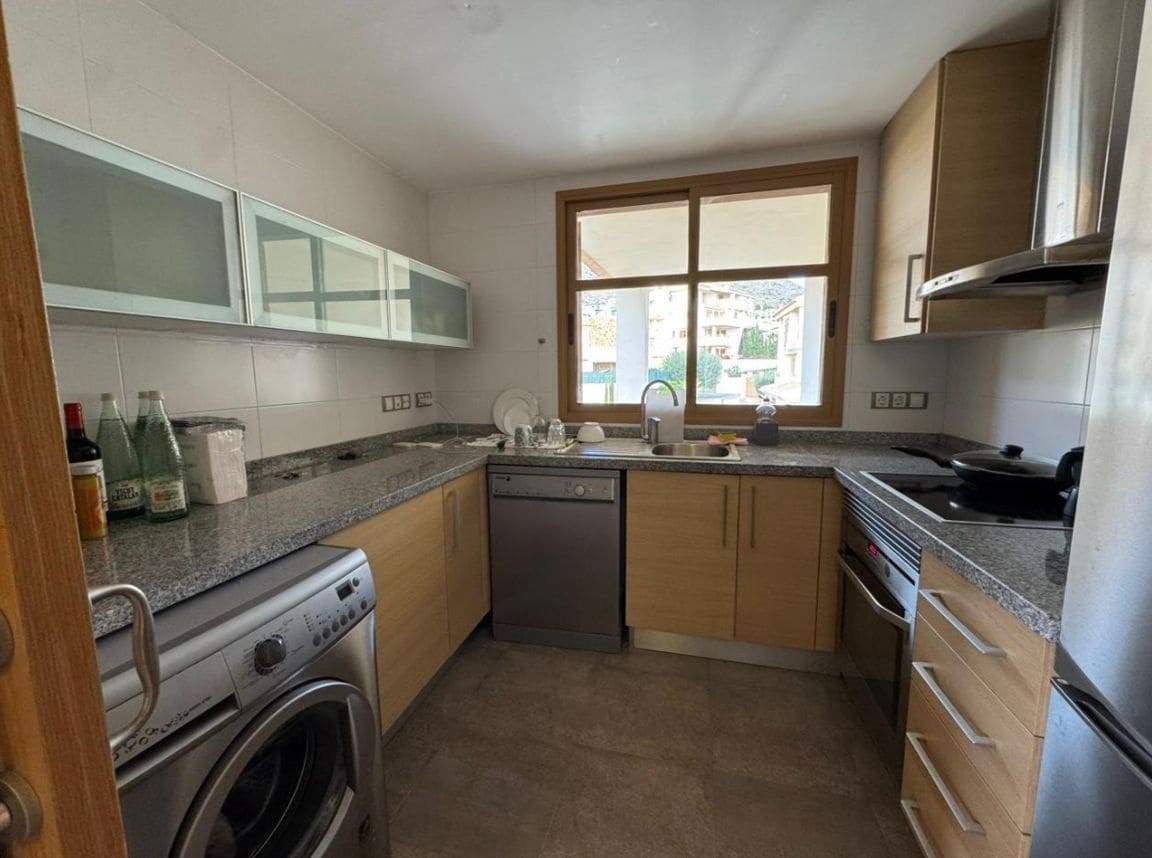 2 bedroom Apartment for sale in Finestrat with pool garage - € 250,000 (Ref: 9534464)