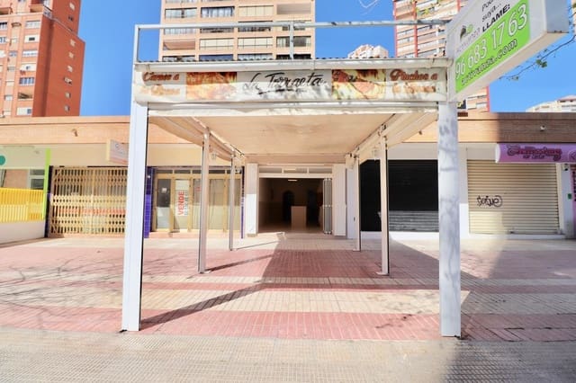 Erhverv til salg i Benidorm med swimmingpool - € 130.000 (Ref: 9538970)