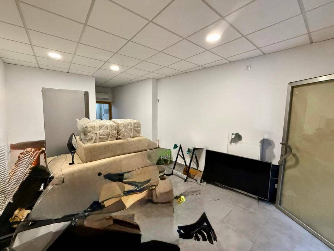 Erhverv til salg i Benidorm med swimmingpool - € 139.000 (Ref: 9538976)