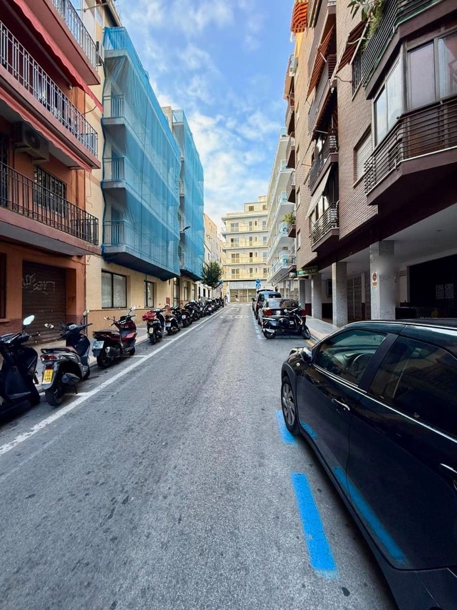 Erhverv til salg i Benidorm med swimmingpool - € 139.000 (Ref: 9538976)