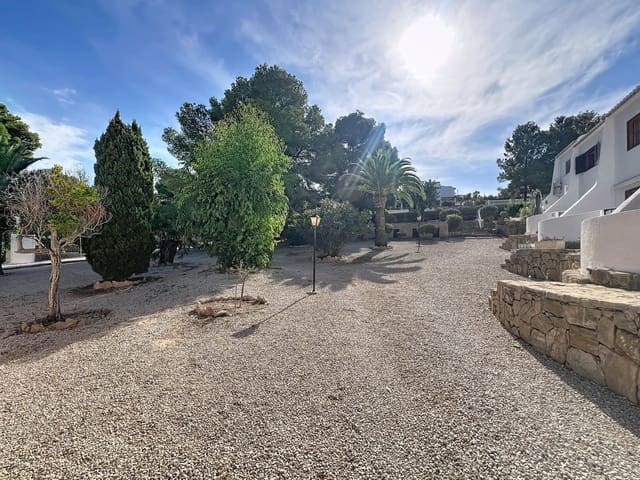 3 soveværelse Rækkehus til salg i Benissa med swimmingpool - € 299.000 (Ref: 9538979)