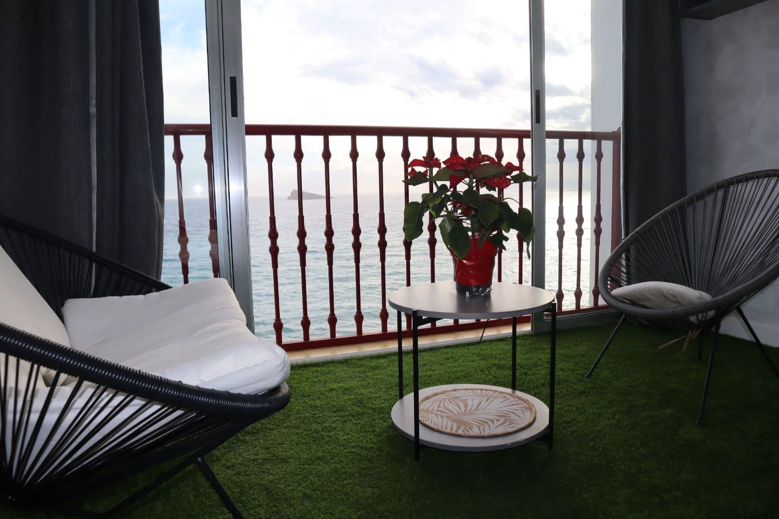 1 soveværelse Lejlighed til salg i Benidorm med swimmingpool - € 269.000 (Ref: 9544086)