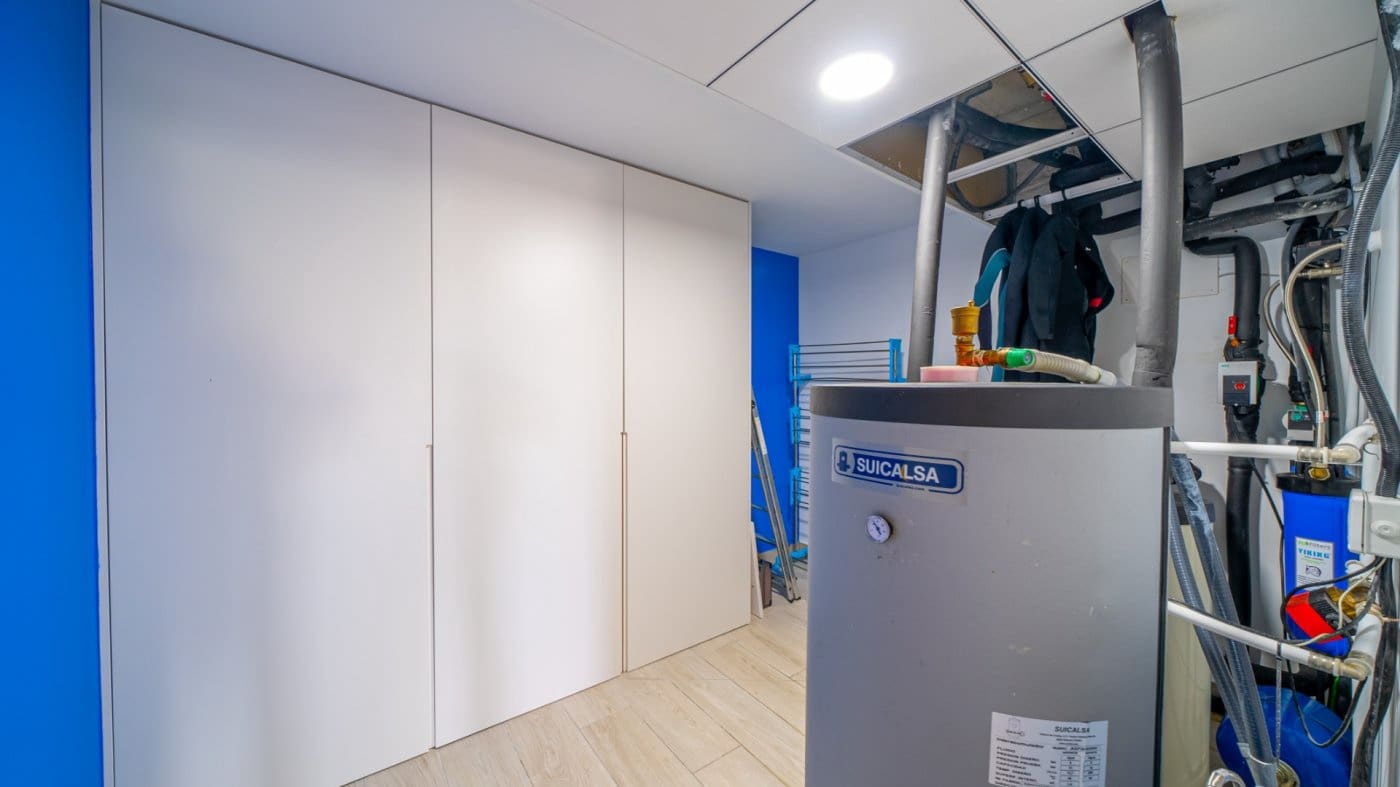 4 quarto Moradia para venda em Finestrat com piscina garagem - 850 000 € (Ref: 9548612)