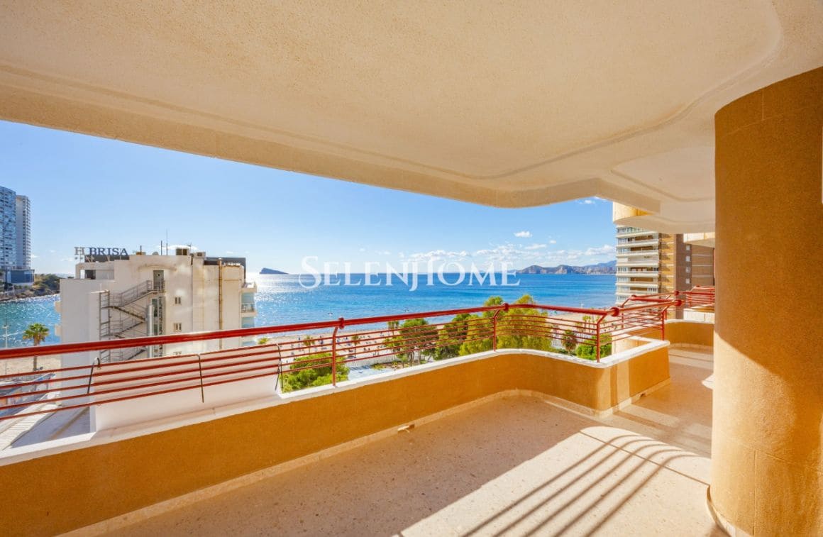 2 chambre Appartement à vendre à Benidorm avec piscine garage - 493 000 € (Ref: 9553179)