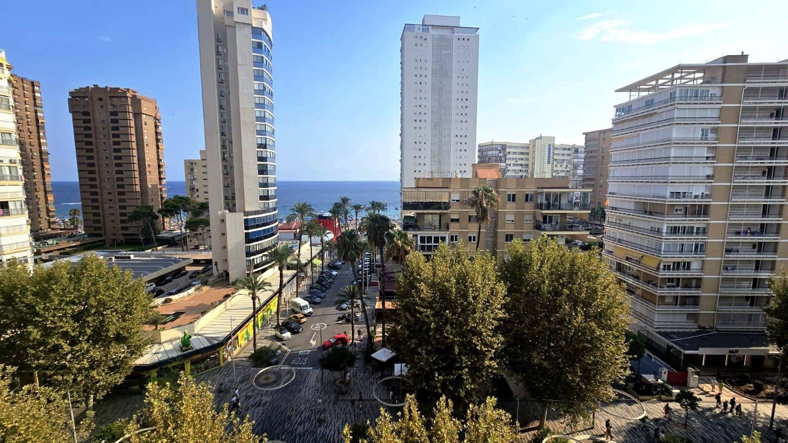 2 soveværelse Lejlighed til salg i Benidorm med swimmingpool garage - € 570.000 (Ref: 9558994)