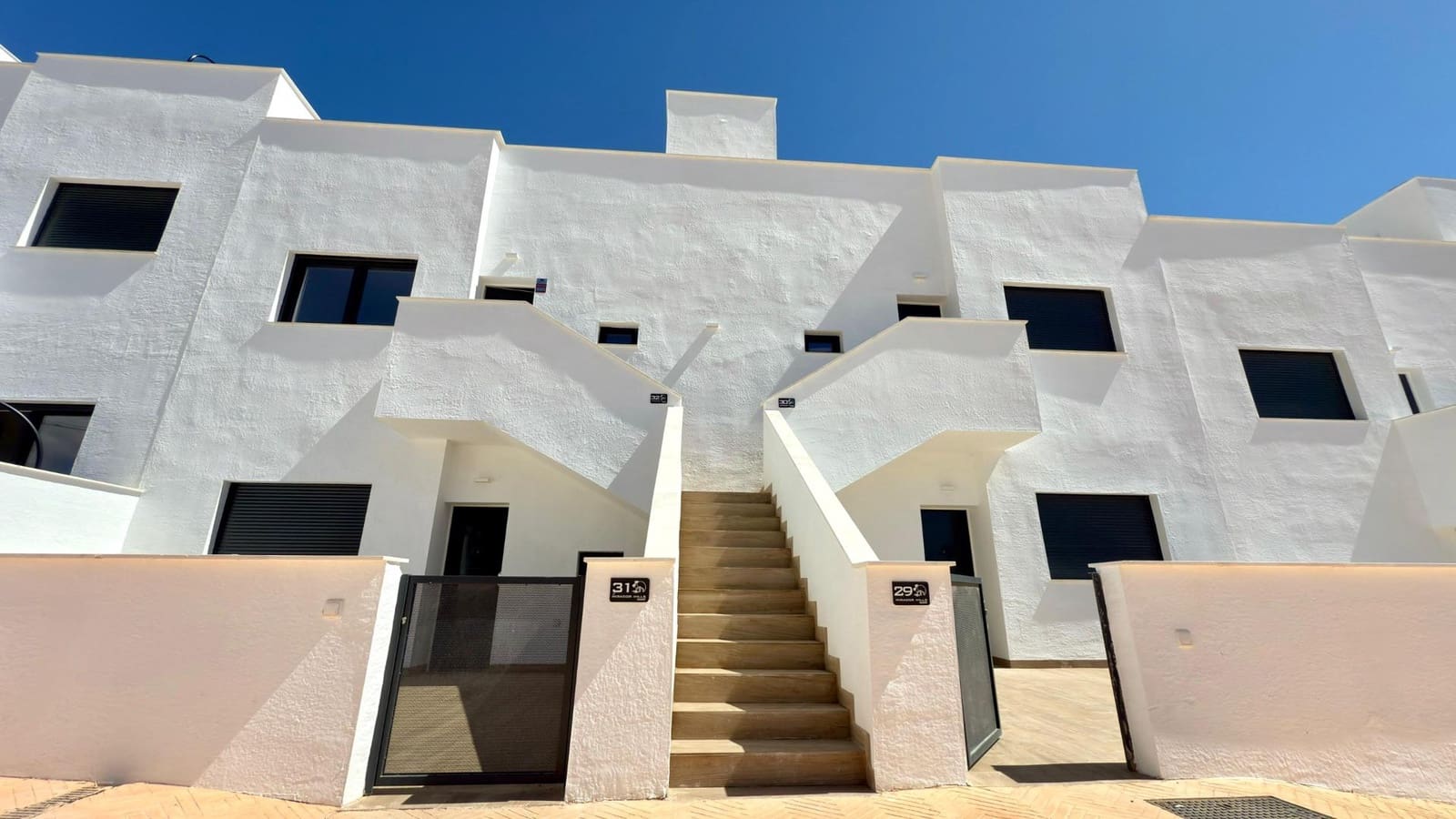 2 bedroom Apartment for sale in Finestrat with pool garage - € 370,000 (Ref: 9588347)