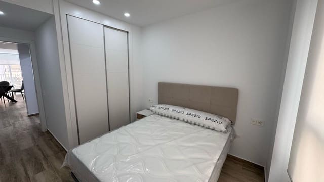 1 makuuhuone Huoneisto myytävänä paikassa Alicante kaupunki mukana uima-altaan - 245 000 € (Ref: 9588348)