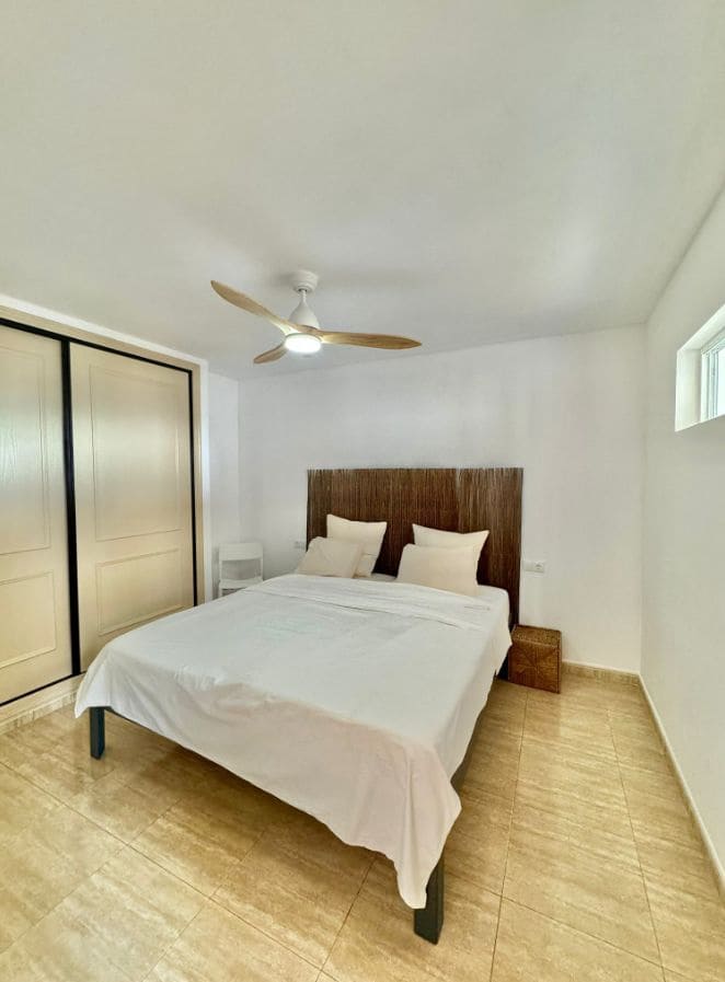 2 soverom Leilighet til salgs i Benidorm med svømmebasseng garasje - € 225 000 (Ref: 9588349)