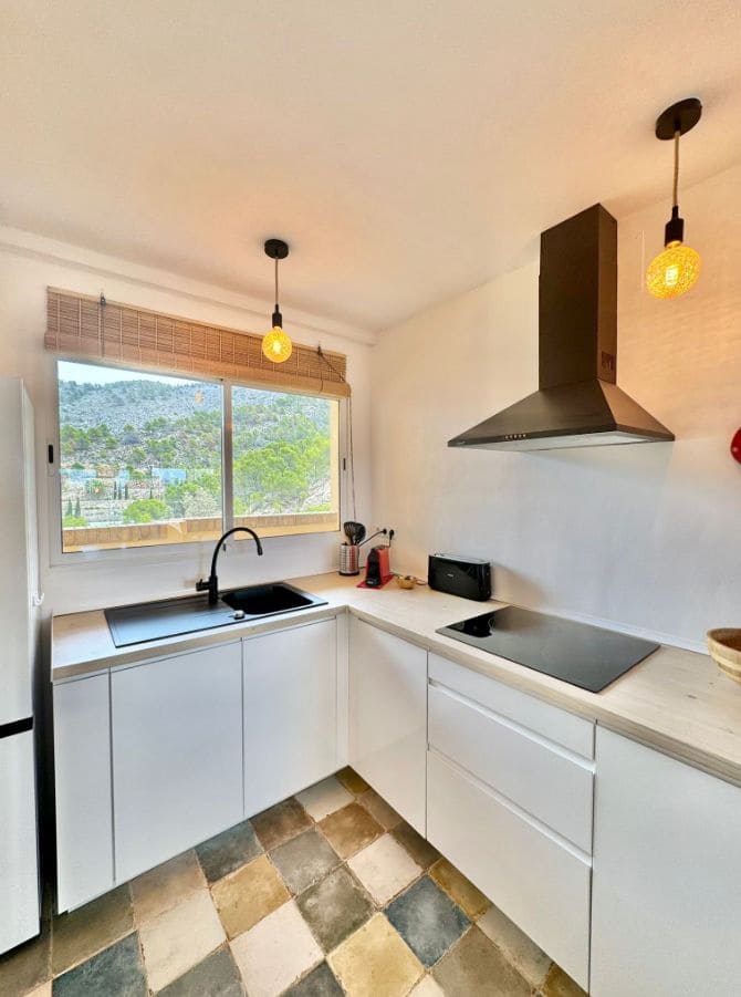 2 soverom Leilighet til salgs i Benidorm med svømmebasseng garasje - € 225 000 (Ref: 9588349)