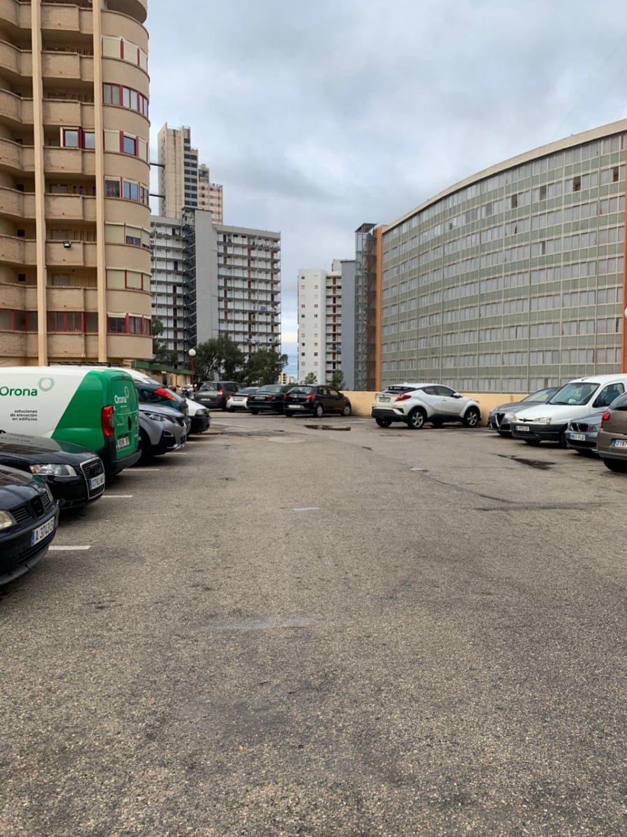2 soverom Leilighet til salgs i Benidorm med svømmebasseng garasje - € 225 000 (Ref: 9588349)
