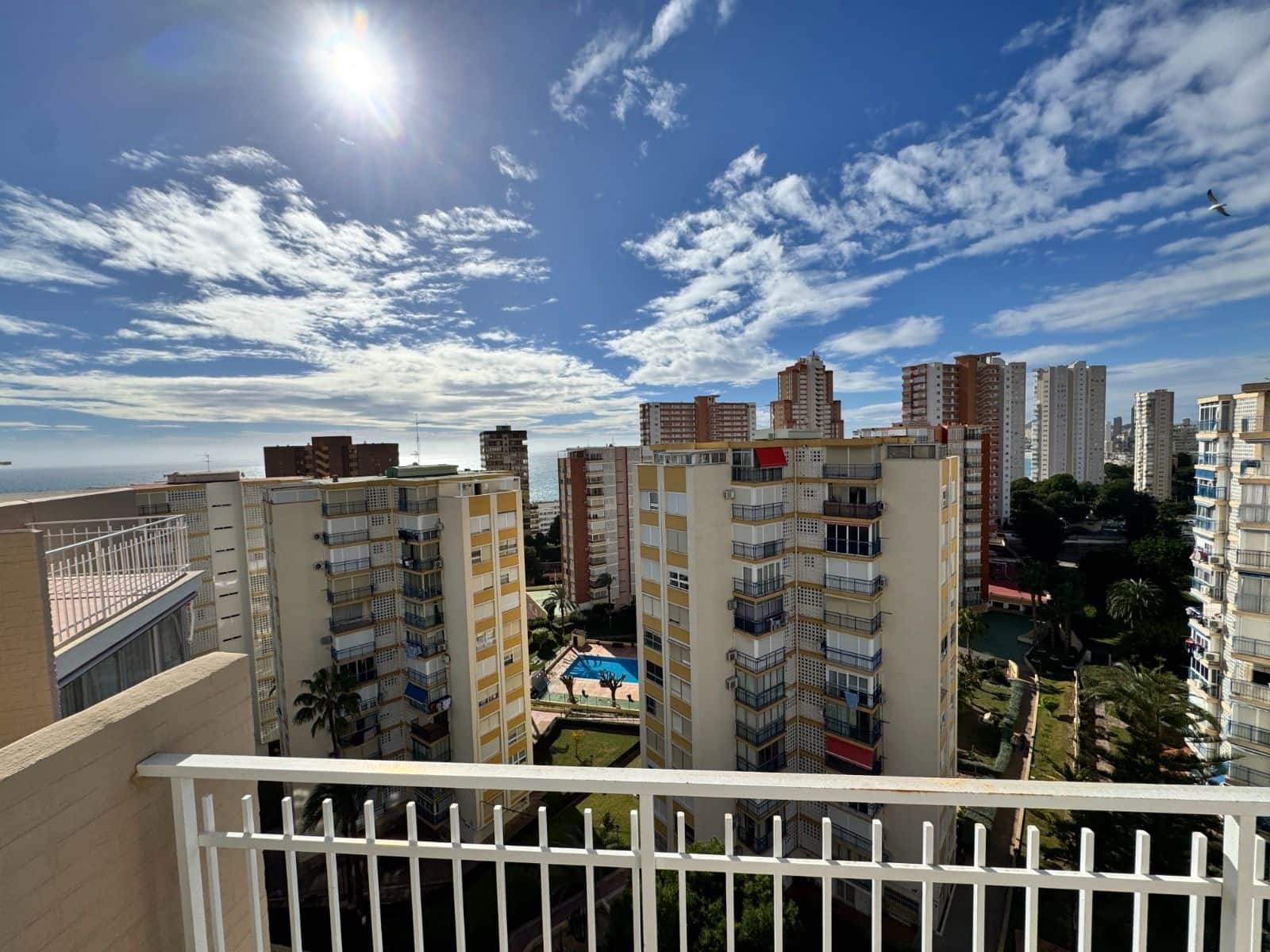 2 sovrum Takvåning till salu i Benidorm med pool garage - 280 000 € (Ref: 9588354)