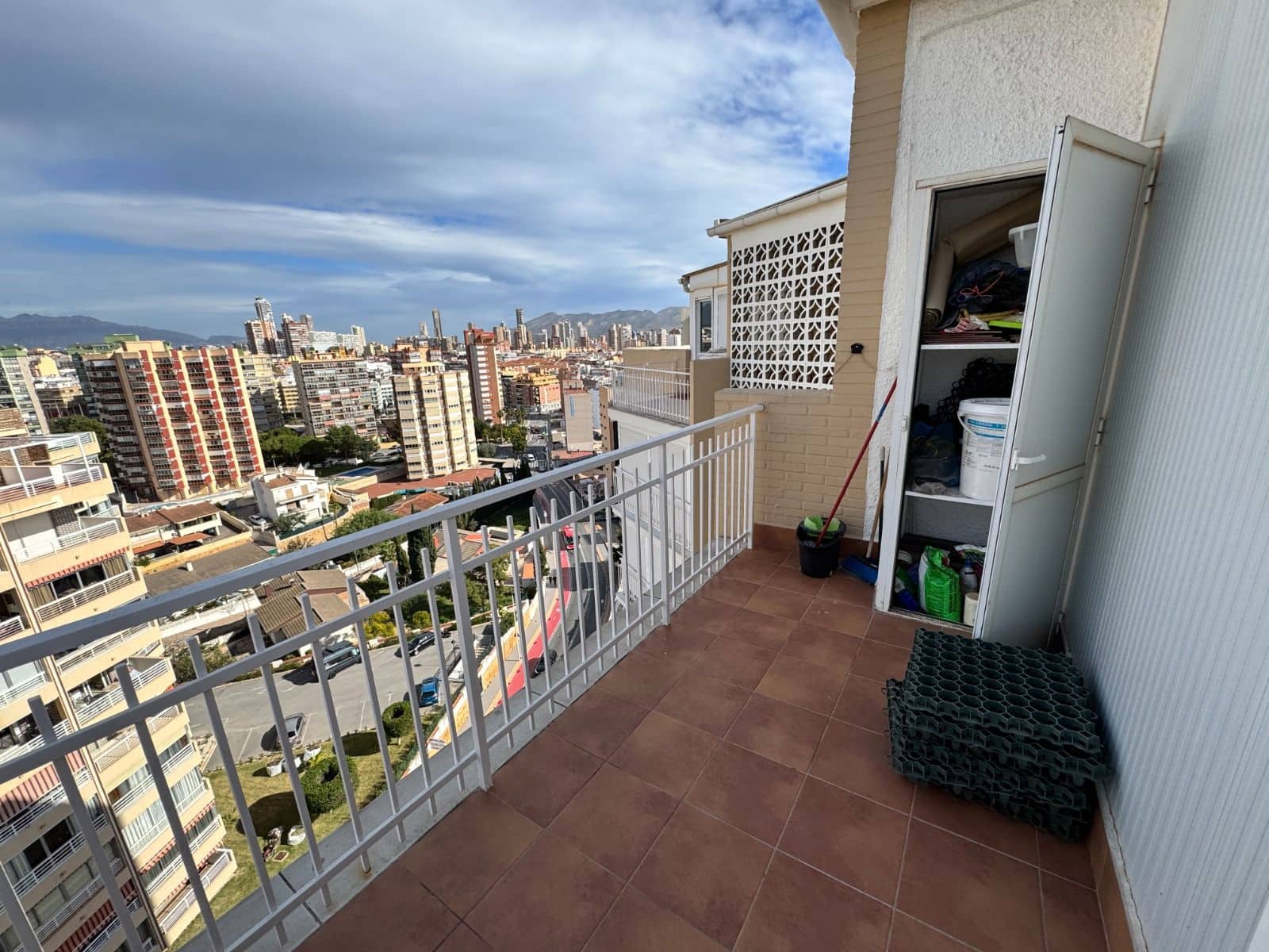 2 sovrum Takvåning till salu i Benidorm med pool garage - 280 000 € (Ref: 9588354)