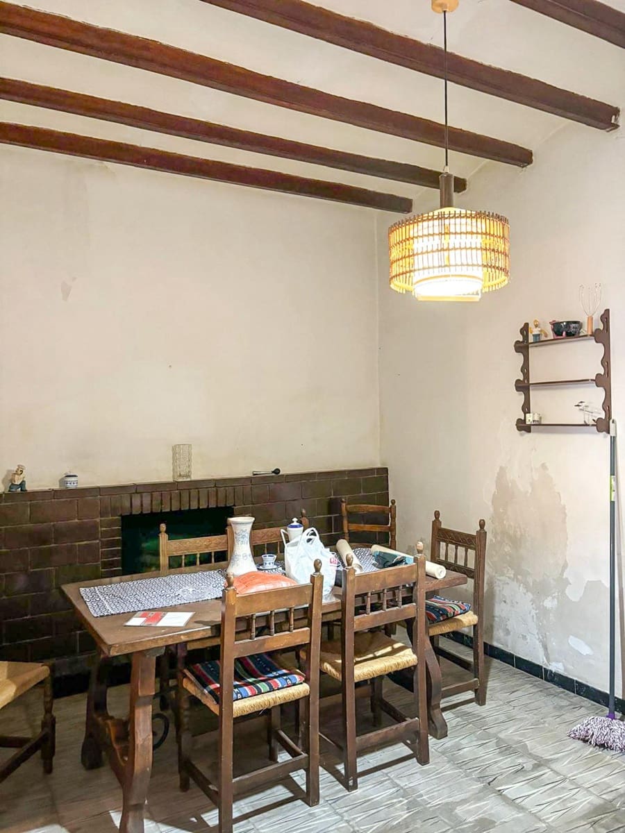 4 soveværelse Villa til salg i Alfaz del Pi / L'Alfas del Pi - € 225.000 (Ref: 9618130)