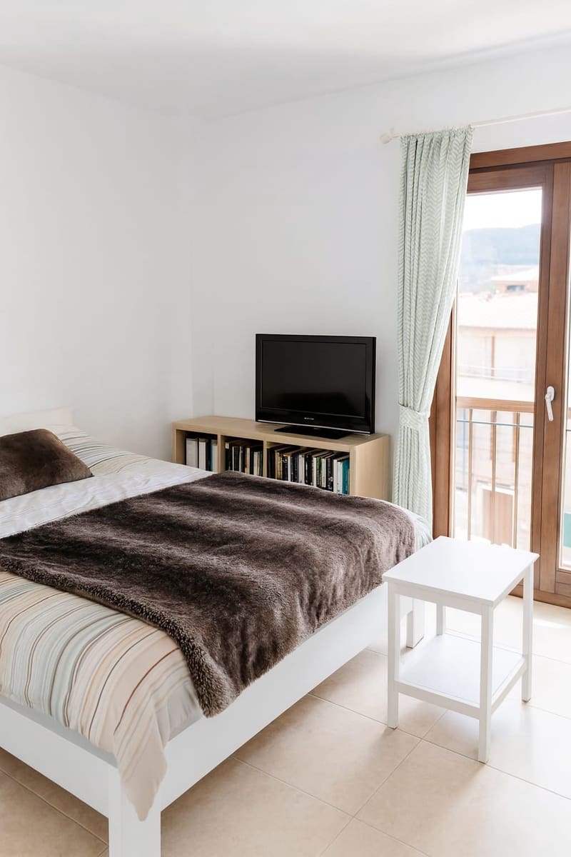 3 bedroom Apartment for sale in Alaro with pool - € 350,000 (Ref: 10080110)