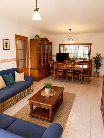 3 bedroom Apartment for sale in Cala Ratjada, Capdepera with garage - € 399,000 (Ref: 10139995)