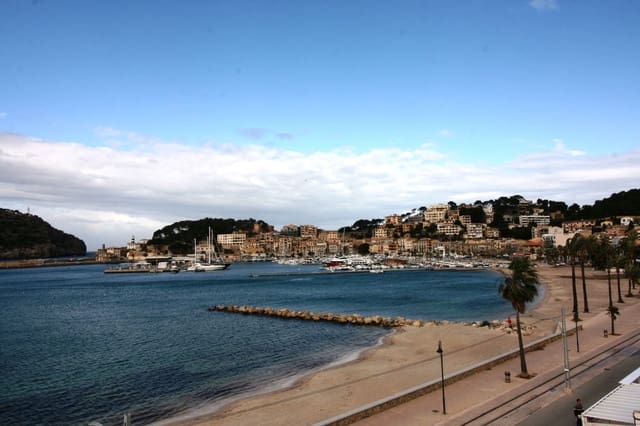 7 soveværelse Byhus til salg i Sóller - € 2.900.000 (Ref: 5146216)