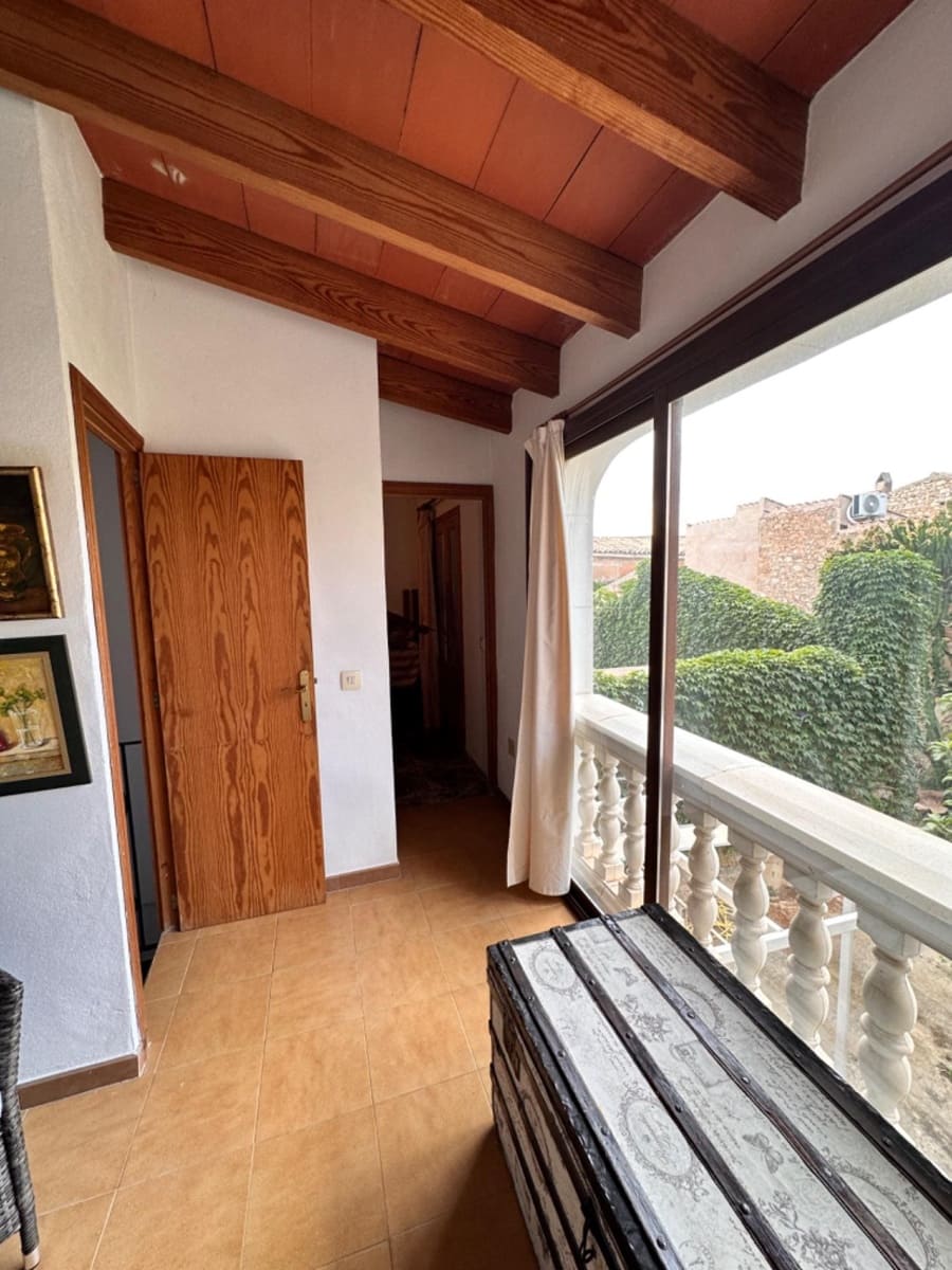 7 soveværelse Byhus til salg i Binissalem med swimmingpool garage - € 650.000 (Ref: 8583522)