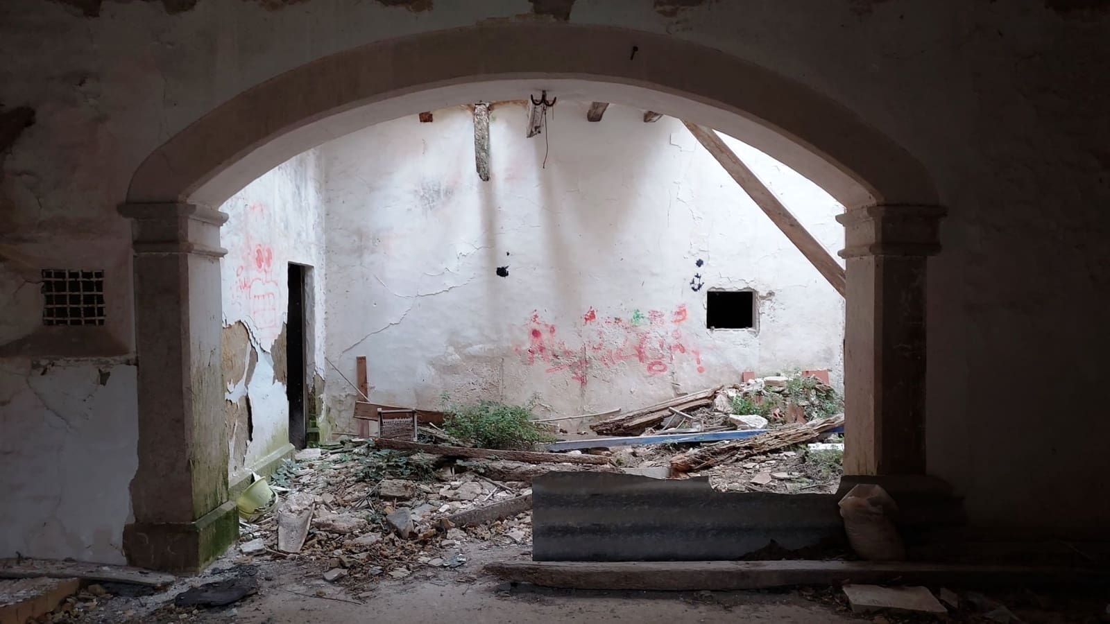 Byhus til salg i Binissalem med swimmingpool - € 1.500.000 (Ref: 8816551)