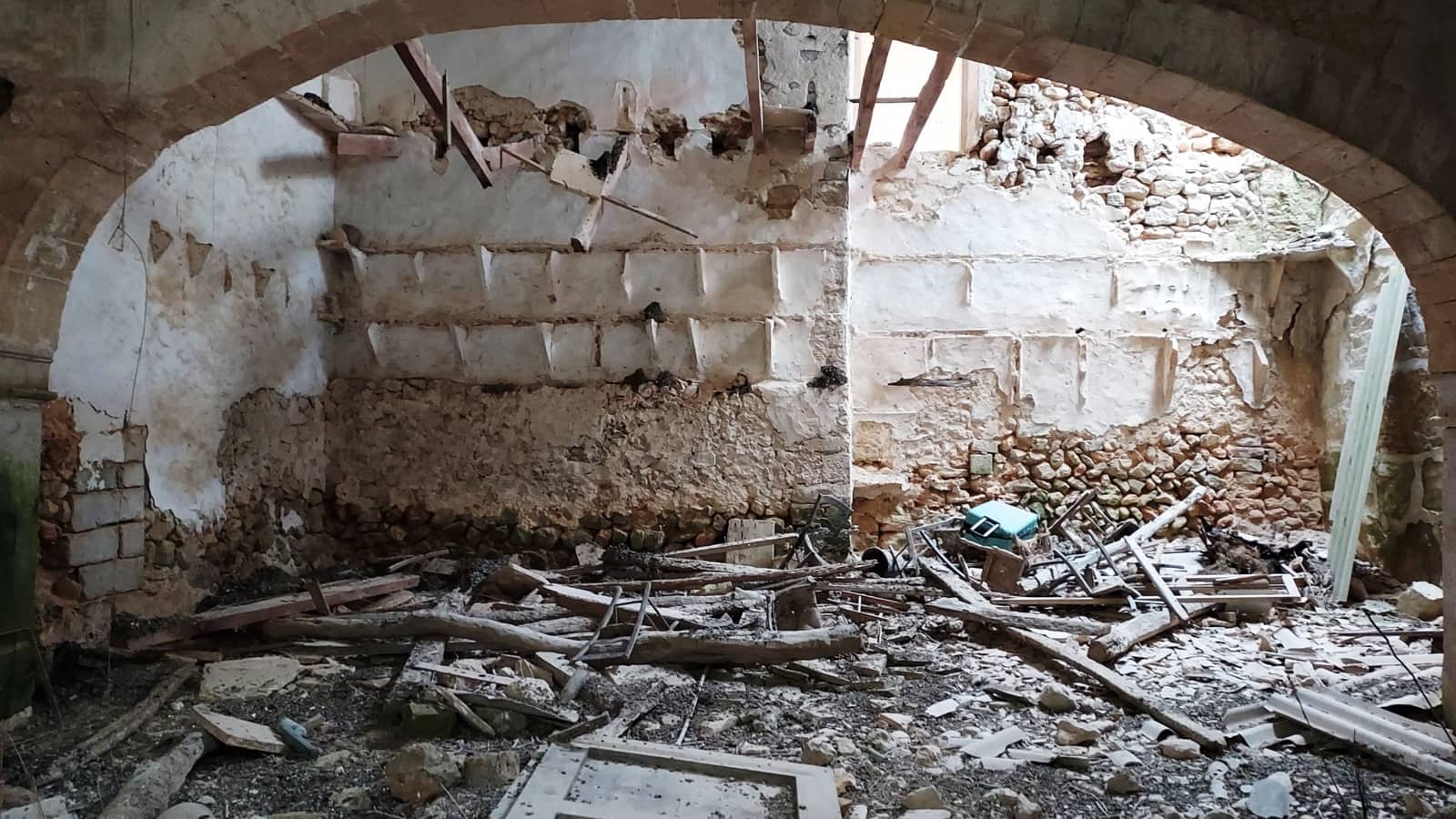 Byhus til salg i Binissalem med swimmingpool - € 1.500.000 (Ref: 8816551)