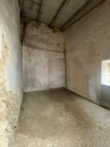 4 slaapkamer Huis te koop in Campanet met zwembad garage - € 400.000 (Ref: 8990171)