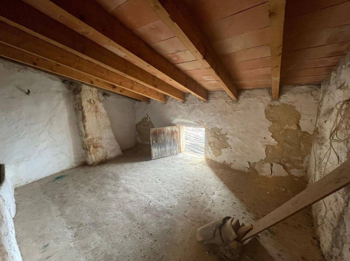 4 soveværelse Byhus til salg i Campanet med swimmingpool garage - € 400.000 (Ref: 8990171)