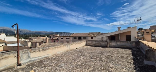 6 bedroom Townhouse for sale in Búger with garage - € 385,000 (Ref: 9015523)