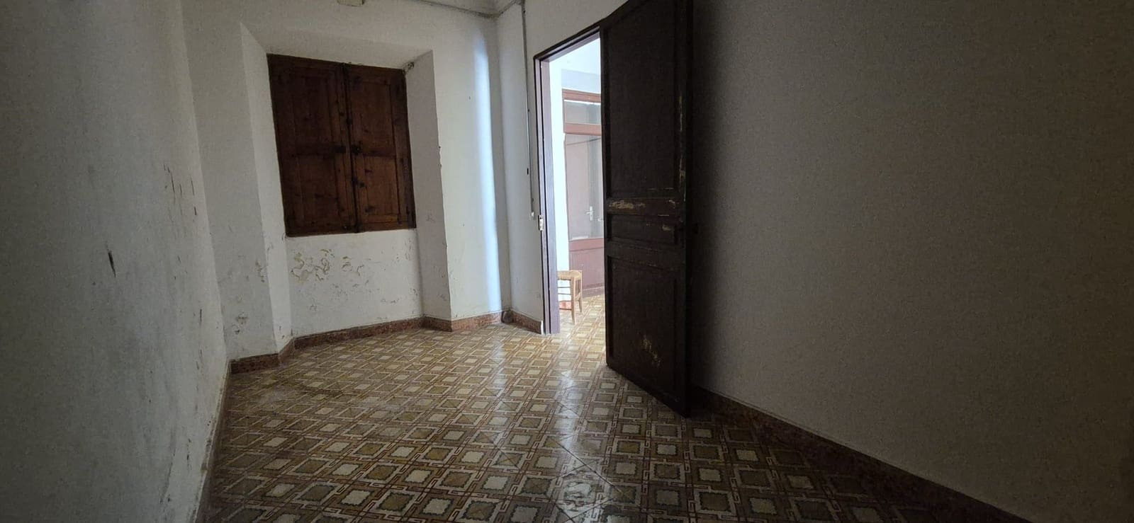 6 soveværelse Byhus til salg i Buger med garage - € 385.000 (Ref: 9015523)