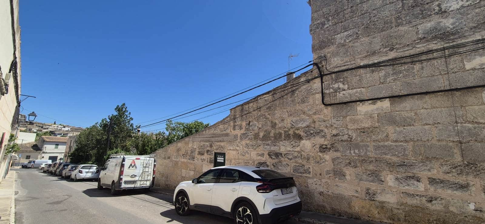 Dom na sprzedaż w Llubi z basenem - 199 000 € (Ref: 9027054)