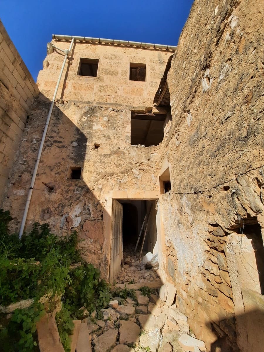 Dom na sprzedaż w Llubi z basenem - 199 000 € (Ref: 9027054)