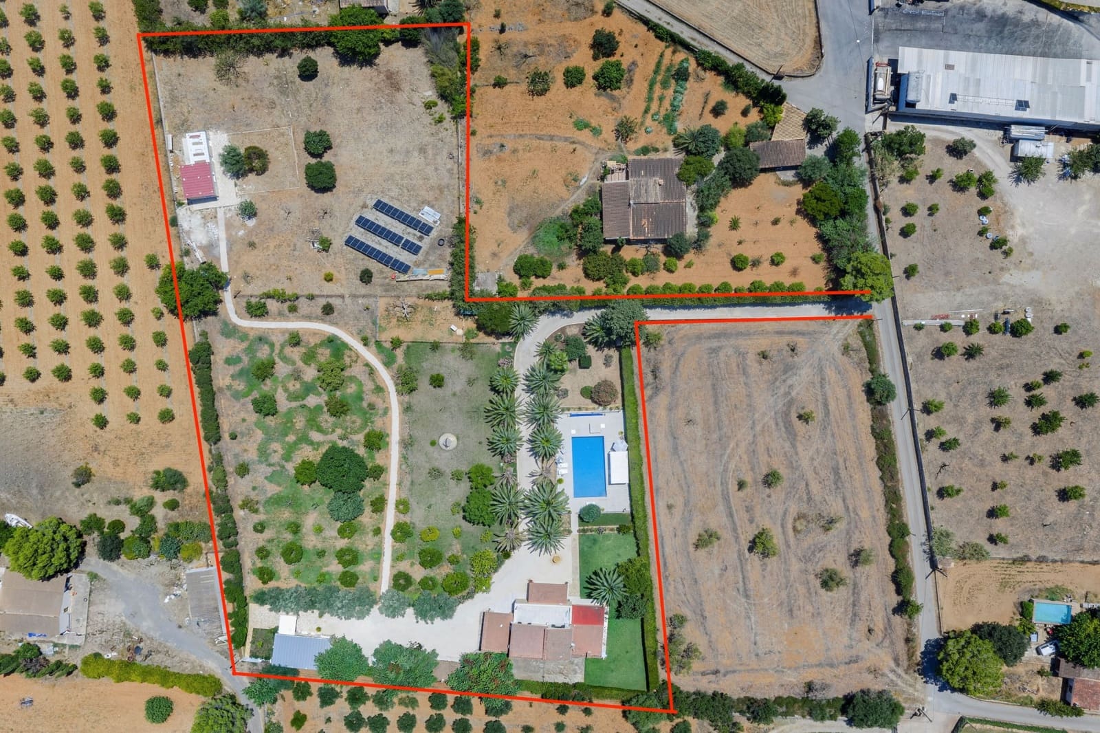 8 soveværelse Finca/Landehus til salg i Binissalem med swimmingpool - € 3.900.000 (Ref: 9215486)