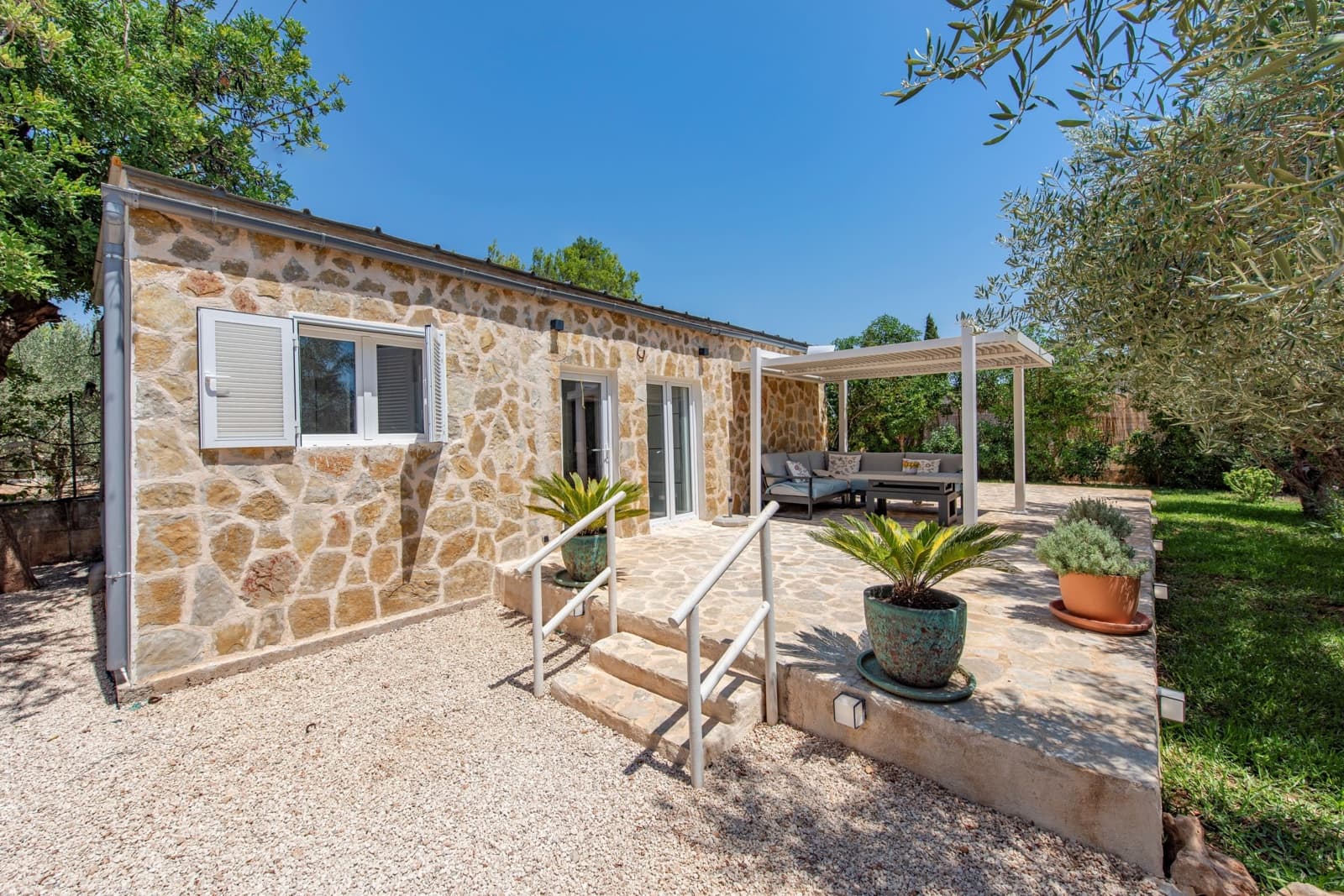 8 soveværelse Finca/Landehus til salg i Binissalem med swimmingpool - € 3.900.000 (Ref: 9215486)