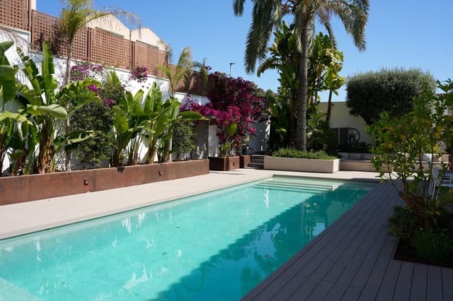 6 makuuhuone Huvila myytävänä paikassa Genova, Palma de Mallorca mukana uima-altaan 
autotalli - 3 200 000 € (Ref: 9215488)