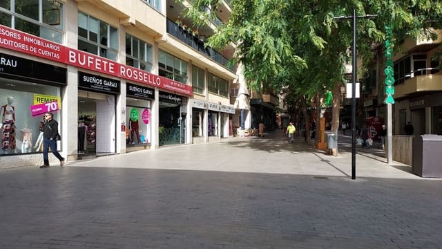 Commercieel te koop in Inca - € 370.000 (Ref: 9215497)