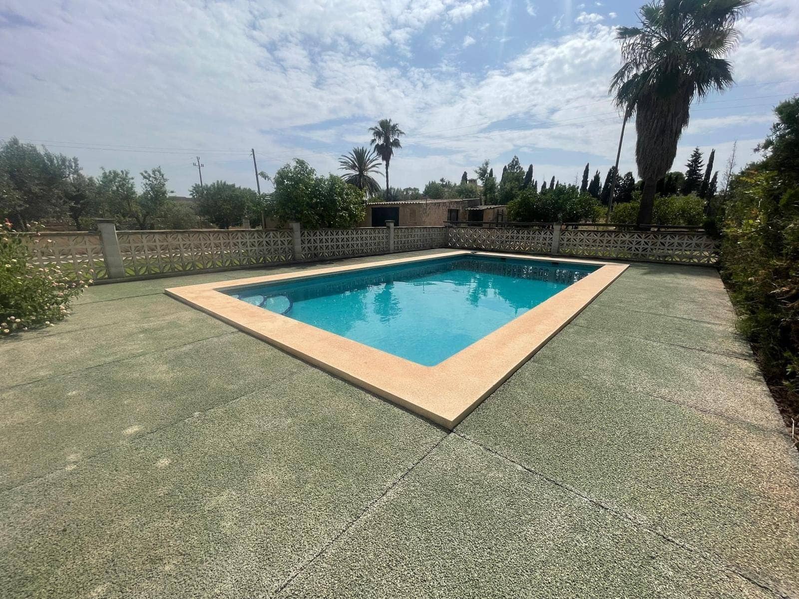 5 soverom Hus til salgs i Santa Maria del Cami med garasje - € 699 000 (Ref: 9215504)