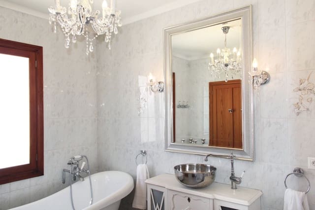 5 soveværelse Villa til salg i Santa Margalida med swimmingpool garage - € 975.000 (Ref: 9215514)