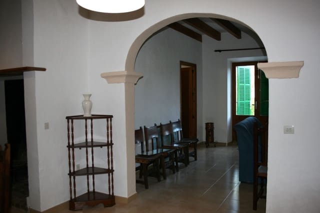 3 soveværelse Finca/Landehus til salg i Llubí med swimmingpool - € 625.000 (Ref: 9263393)