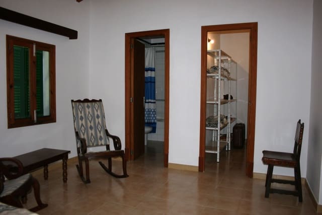 3 soveværelse Finca/Landehus til salg i Llubí med swimmingpool - € 625.000 (Ref: 9263393)