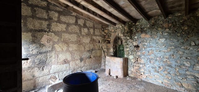 Ubebygd land til salgs i Costitx - € 330 000 (Ref: 9425367)