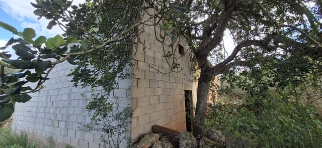 Ubebygd land til salgs i Costitx - € 330 000 (Ref: 9425367)