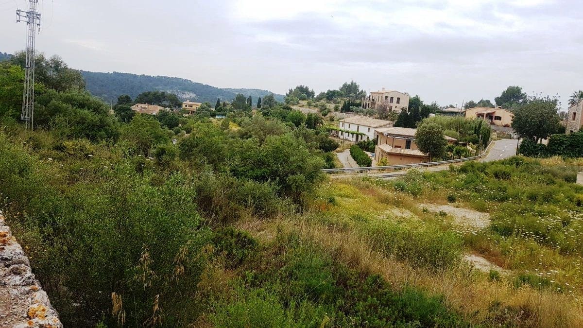 Undeveloped Land for sale in Puigpunyent - € 215,000 (Ref: 9603463)