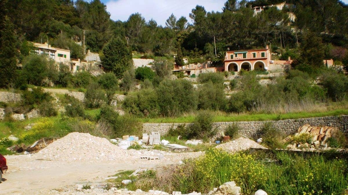 Undeveloped Land for sale in Puigpunyent - € 215,000 (Ref: 9603463)