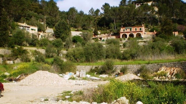 Undeveloped Land for sale in Galilea, Puigpunyent - € 215,000 (Ref: 9603463)