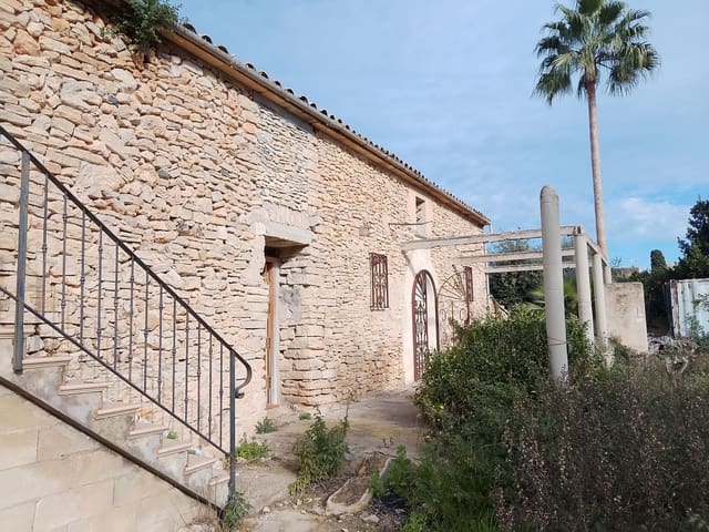 3 soverom Finca/Herregård til salgs i Santa Margalida med svømmebasseng garasje - € 430 000 (Ref: 9610203)